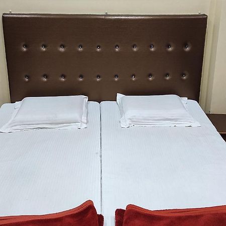 Hotel Avadh Balrāmpur מראה חיצוני תמונה