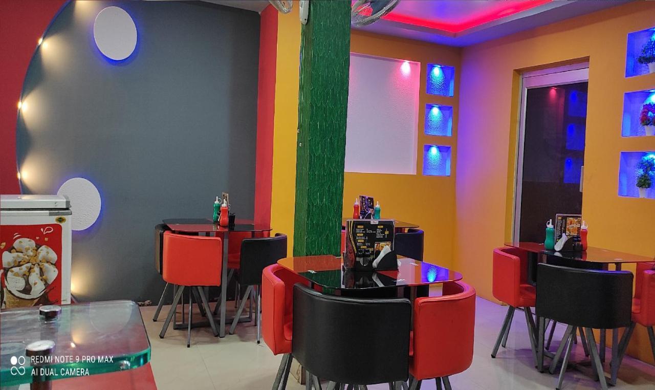 Hotel Avadh Balrāmpur מראה חיצוני תמונה